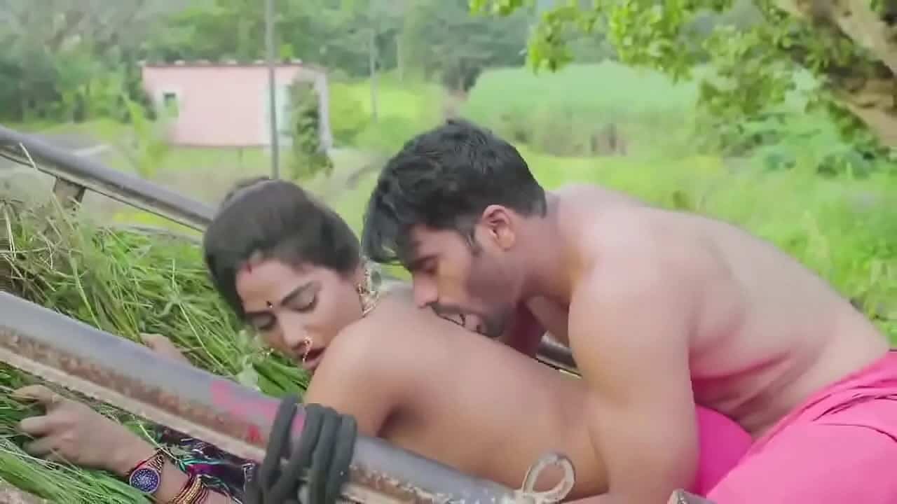 Xxx 0pen Hindi - open place - Indian Porn 365