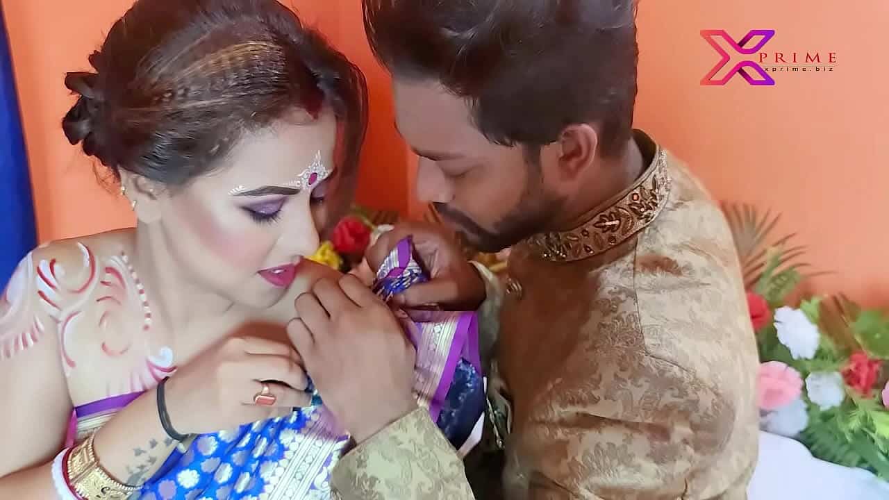 Xxxx Video Suhagraat - Desixxx x dulhan suhagrat first night sex video - Indian Porn 365