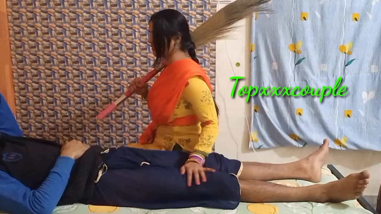 xxx hindi sexy kamwali ki chut chudai video - Indian Porn 365